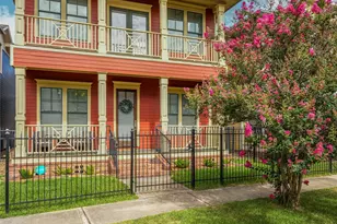 1301 W 25th St, Houston, TX 77008 - Photo 2