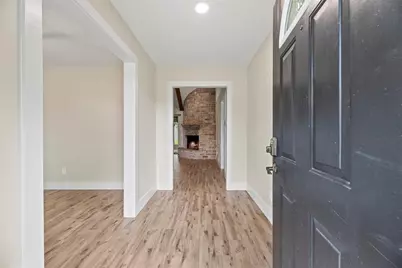 2219 Briarview Drive, Houston, TX 77077 - Photo 4