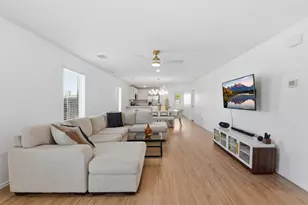 14427 Woodcott Warren Wy, Rosharon, TX 77583 - Photo 8