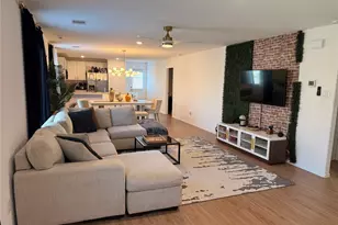 14427 Woodcott Warren Wy, Pearland, TX 77545 - Photo 4