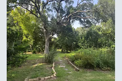 408 Oak Drive, Lake Jackson, TX 77566 - Photo 20