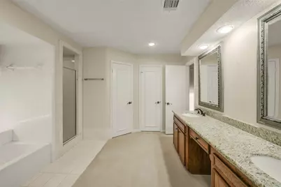 807 Green Belt Drive, Sugar Land, TX 77498 - Photo 22