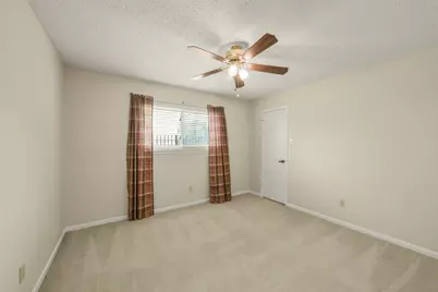 807 Green Belt Drive, Sugar Land, TX 77498 - Photo 18