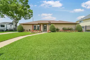 807 Green Belt Dr, Sugar Land, TX 77498 - Photo 34