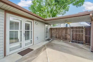 807 Green Belt Dr, Sugar Land, TX 77498 - Photo 28