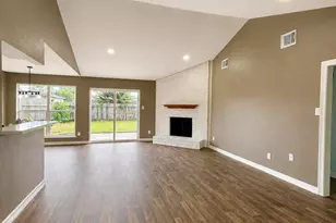 10942 Dunvegan Way, Houston, TX 77013 - Photo 2