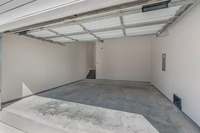 123 Amundsen Street #B, Houston, TX 77009 - Photo 36