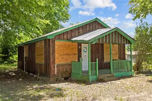 710 Black St, Jasper, TX 75951 - Photo 4