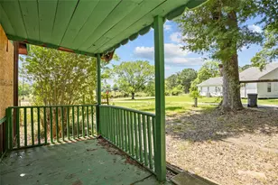 710 Black St, Jasper, TX 75951 - Photo 6