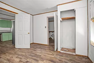 710 Black St, Jasper, TX 75951 - Photo 16
