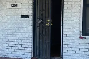 1308 Hughes St, Houston, TX 77023 - Photo 12