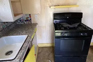 1308 Hughes St, Houston, TX 77023 - Photo 30