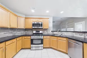 1105 Glencrest Dr, La Porte, TX 77571 - Photo 16