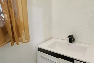 530 S 12th St, Silsbee, TX 77656 - Photo 10