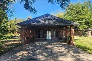 530 S 12th St, Silsbee, TX 77656 - Photo 2