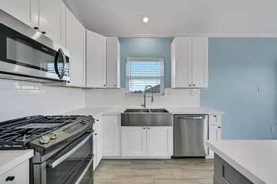 3911 Warrior Court, Galveston, TX 77554 - Photo 16