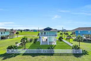 3911 Warrior Ct, Galveston, TX 77554 - Photo 34