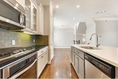 805 W 23rd Street #B, Houston, TX 77008 - Photo 8