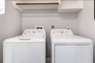 805 W 23rd St, Houston, TX 77008 - Photo 16