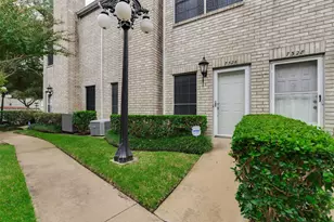 7326 Regency Square Ct, Houston, TX 77036 - Photo 12
