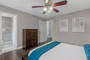 11002 Hammerly Blvd, Houston, TX 77043 - Photo 14