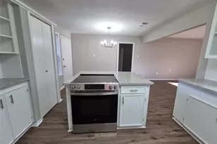 115 Milliken Dr, Livingston, TX 77351 - Photo 6