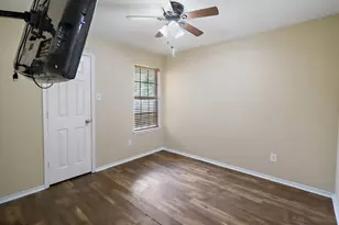 16210 Coral Bay St, Crosby, TX 77532 - Photo 14