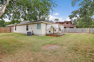 16210 Coral Bay St, Crosby, TX 77532 - Photo 20
