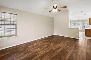 16210 Coral Bay St, Crosby, TX 77532 - Photo 4