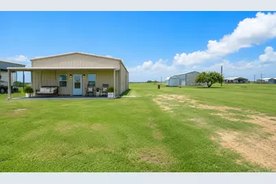 39 Tiger Shark Lane, Palacios, TX 77465 - Photo 4
