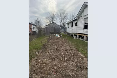 3926 Sayers Street, Houston, TX 77026 - Photo 2