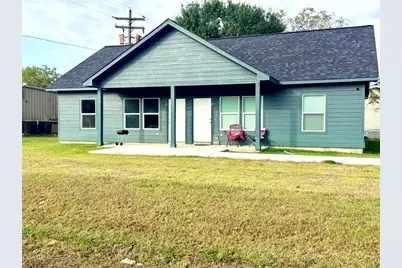502 Ross Sterling Street #A, Anahuac, TX 77514 - Photo 2
