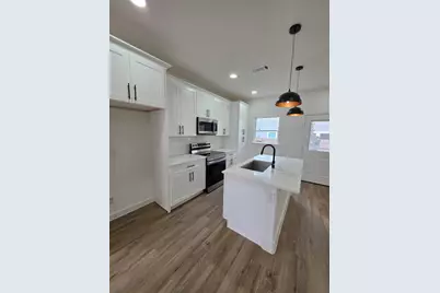 1407 Odd Fellow St #A, Conroe, TX 77301 - Photo 6