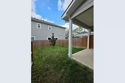1407 Odd Fellow St #A, Conroe, TX 77301 - Photo 32