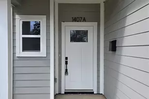 1407 Odd Fellow St, Conroe, TX 77301 - Photo 2