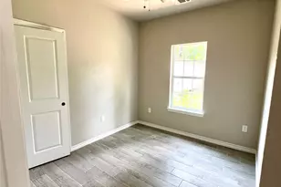 16737 E Hammon St, Montgomery, TX 77316 - Photo 14