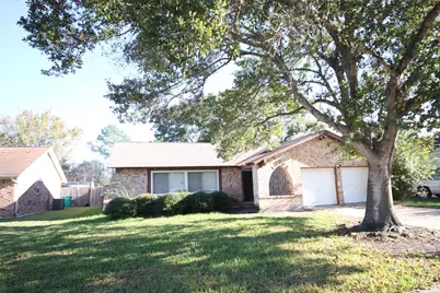 10703 Sageberry Drive, Houston, TX 77089 - Photo 32