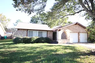 10703 Sageberry Dr, Houston, TX 77089 - Photo 30