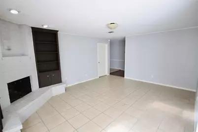 10703 Sageberry Drive, Houston, TX 77089 - Photo 22