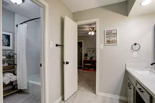 1034 Montour Dr, Houston, TX 77062 - Photo 18