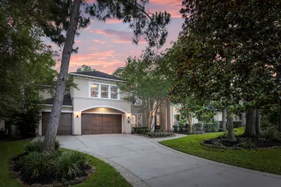 82 E Bracebridge Circle, The Woodlands, TX 77382 - Photo 2