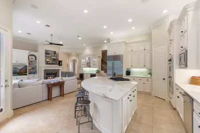 82 E Bracebridge Circle, The Woodlands, TX 77382 - Photo 14