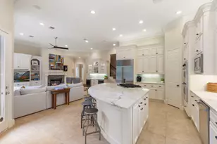 82 E Bracebridge Cir, The Woodlands, TX 77382 - Photo 14
