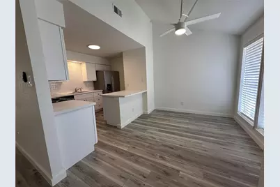 11506 Meadow Pines Ct Court #C, Houston, TX 77477 - Photo 6