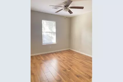 27 Butterfly Branch, The Woodlands, TX 77382 - Photo 14