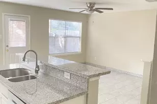 27 Butterfly Branch, The Woodlands, TX 77382 - Photo 6