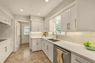 7911 Friars Ct Ln, Spring, TX 77379 - Photo 10