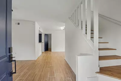 2119 Barr Street #D, Houston, TX 77080 - Photo 2