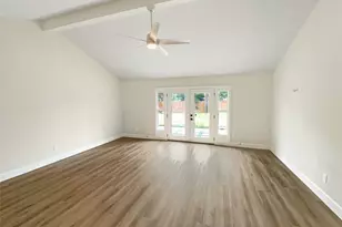 5743 Ludington Dr, Houston, TX 77035 - Photo 16