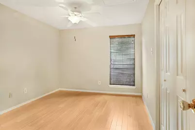 3203 Silver Falls Drive, Houston, TX 77339 - Photo 20